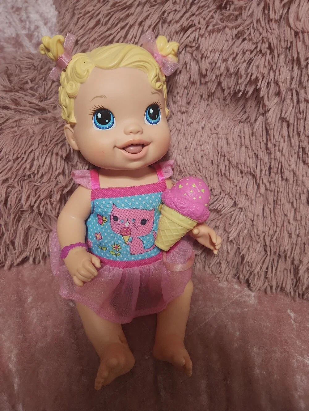 2012 Hasbro Baby Alive Yummy Treat Baby Doll With Ice Cream Cone